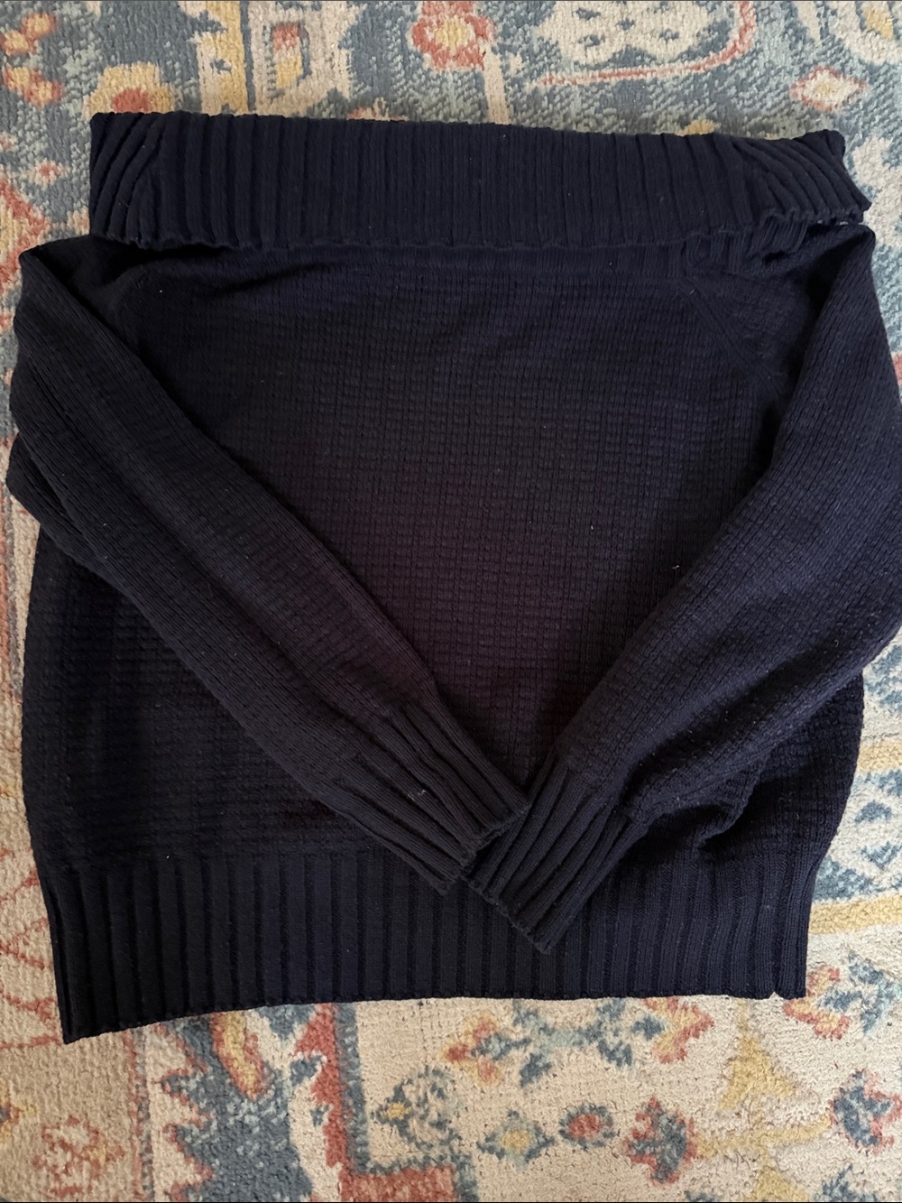 Gorgeous Off-Shoulder Ribbed Knit Sweater - Black